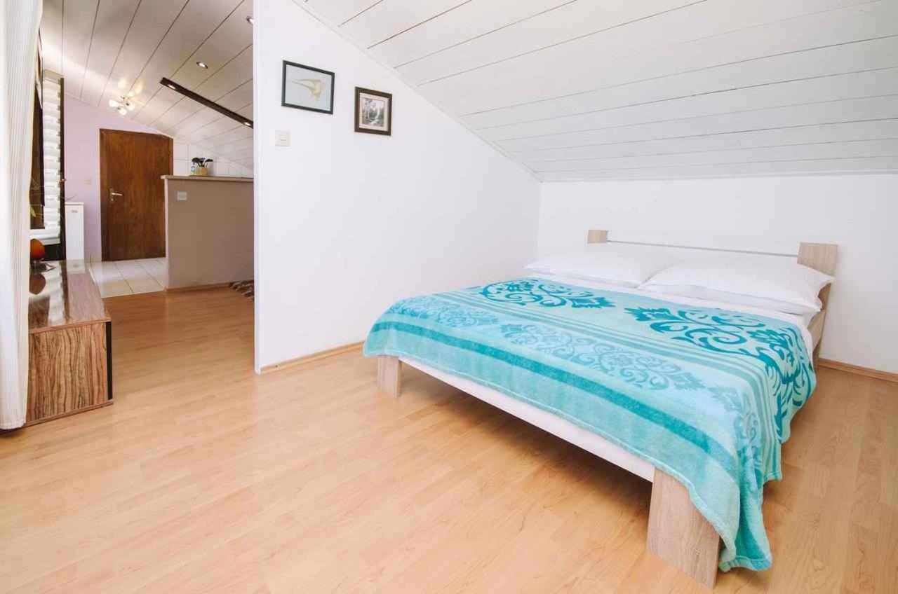 Apartment In Crikvenica 39210 Bagian luar foto