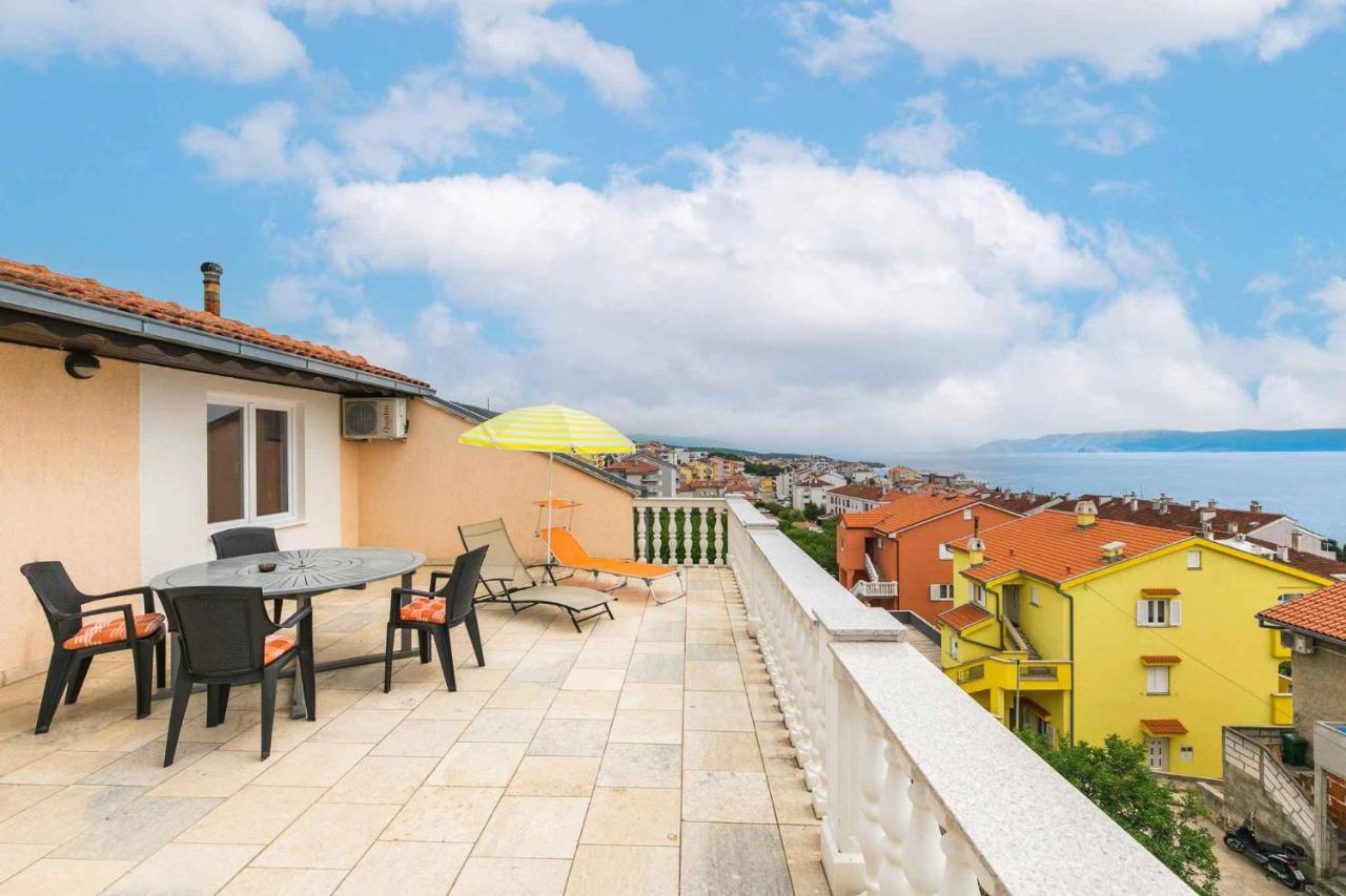 Apartment In Crikvenica 39210 Bagian luar foto