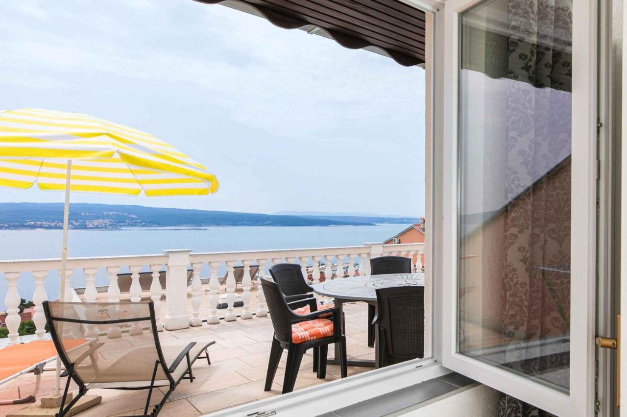 Apartment In Crikvenica 39210 Bagian luar foto