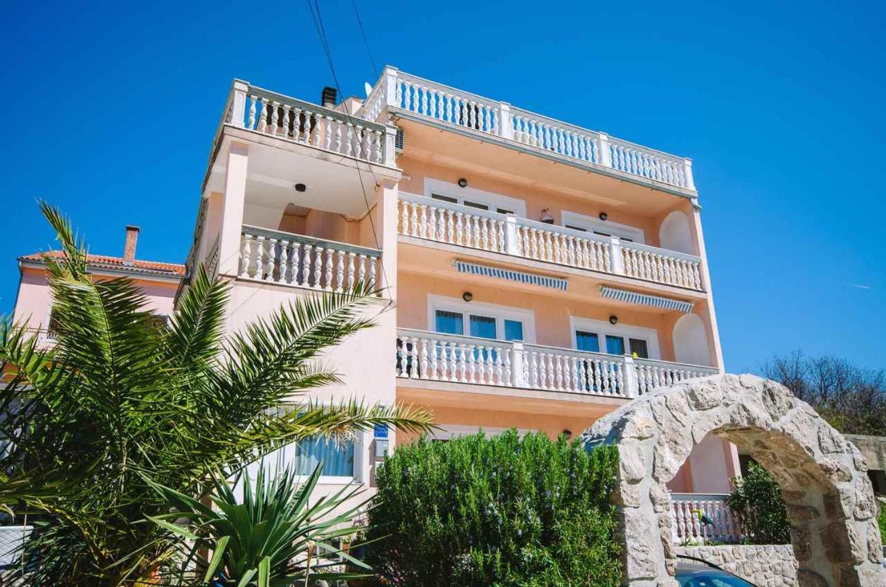Apartment In Crikvenica 39210 Bagian luar foto