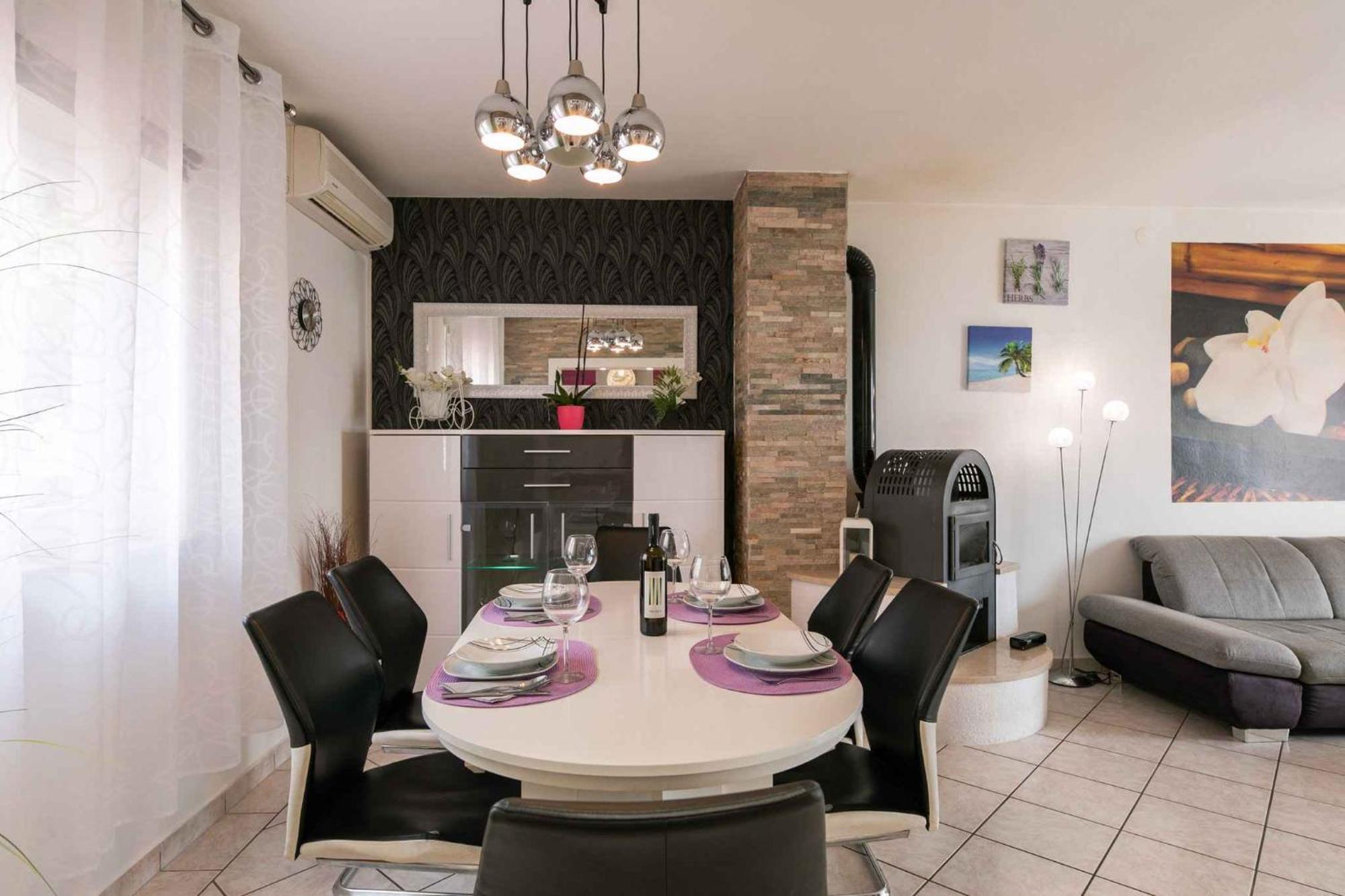 Apartment In Crikvenica 39210 Bagian luar foto